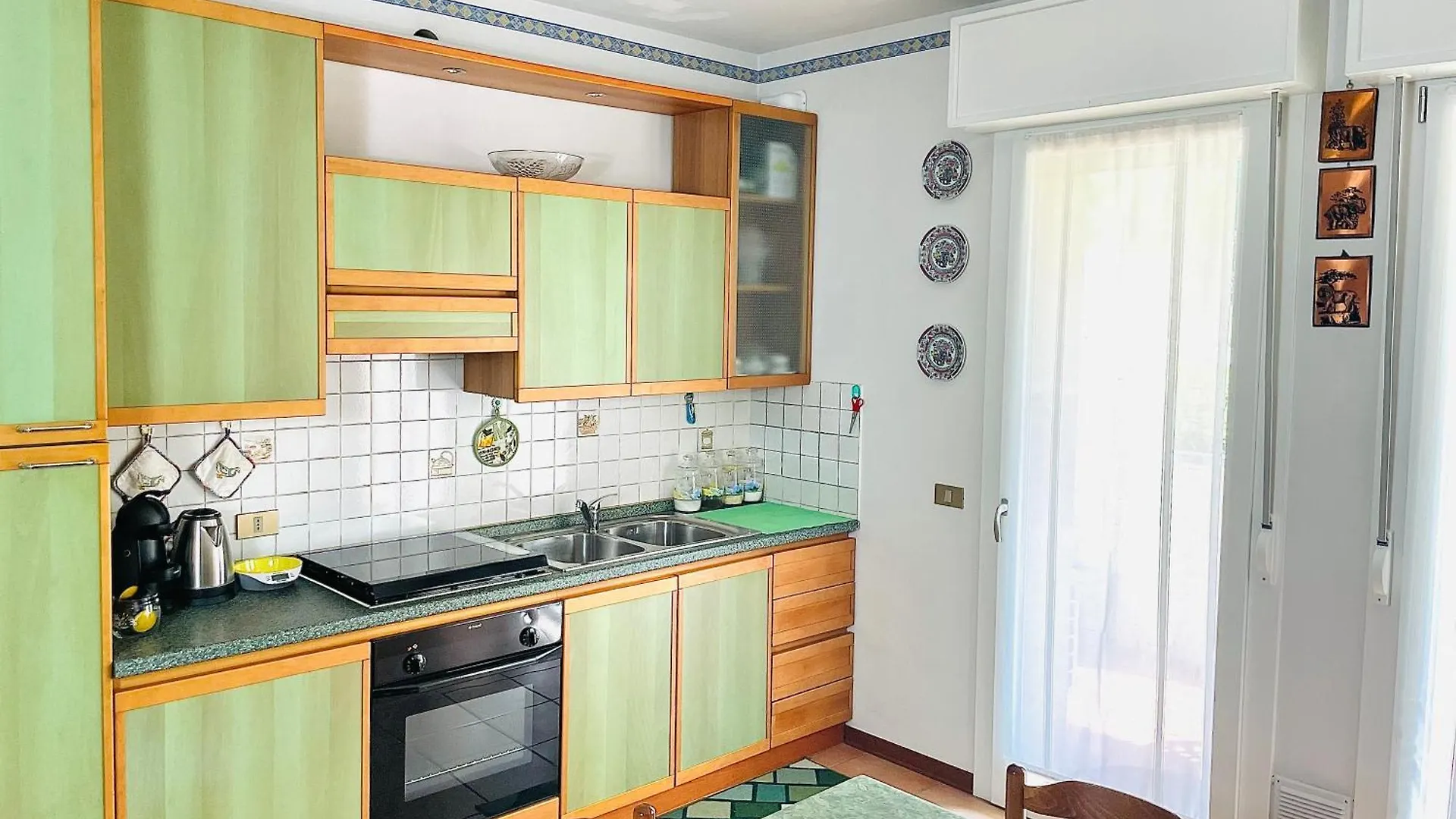 Peaceful Apartment Near Sirmione Center With Pool