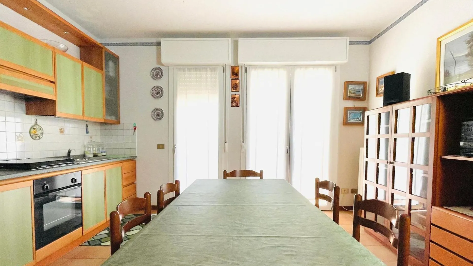 Peaceful Apartment Near Sirmione Center With Pool