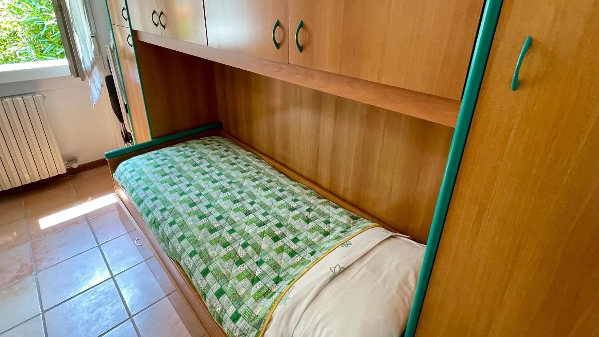 Peaceful Apartment Near Sirmione Center With Pool 意大利